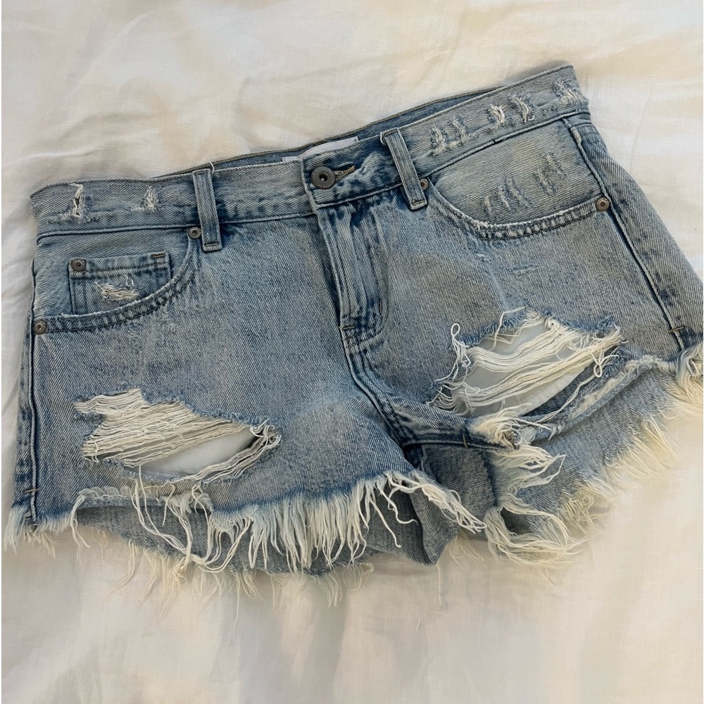Pistola denim - light wash jean shorts, size 27 - Picture 2 of 4